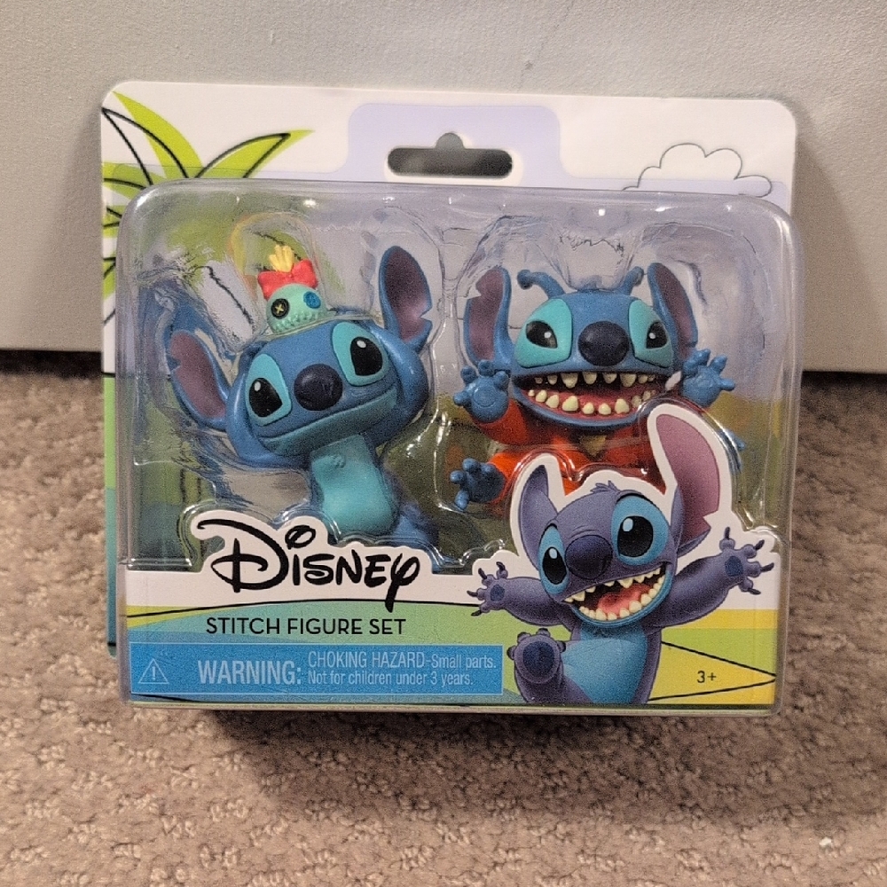 Disney Stitch 2 Figure Set NWT